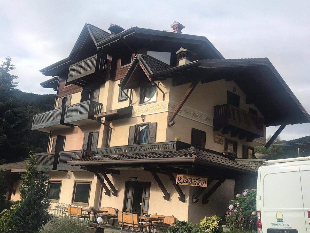 Albergo Quai Monno Luaran gambar