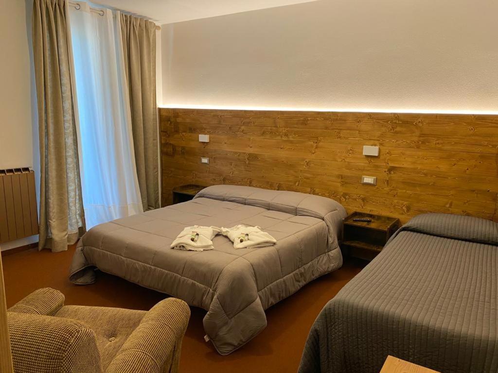 Albergo Quai Monno Luaran gambar