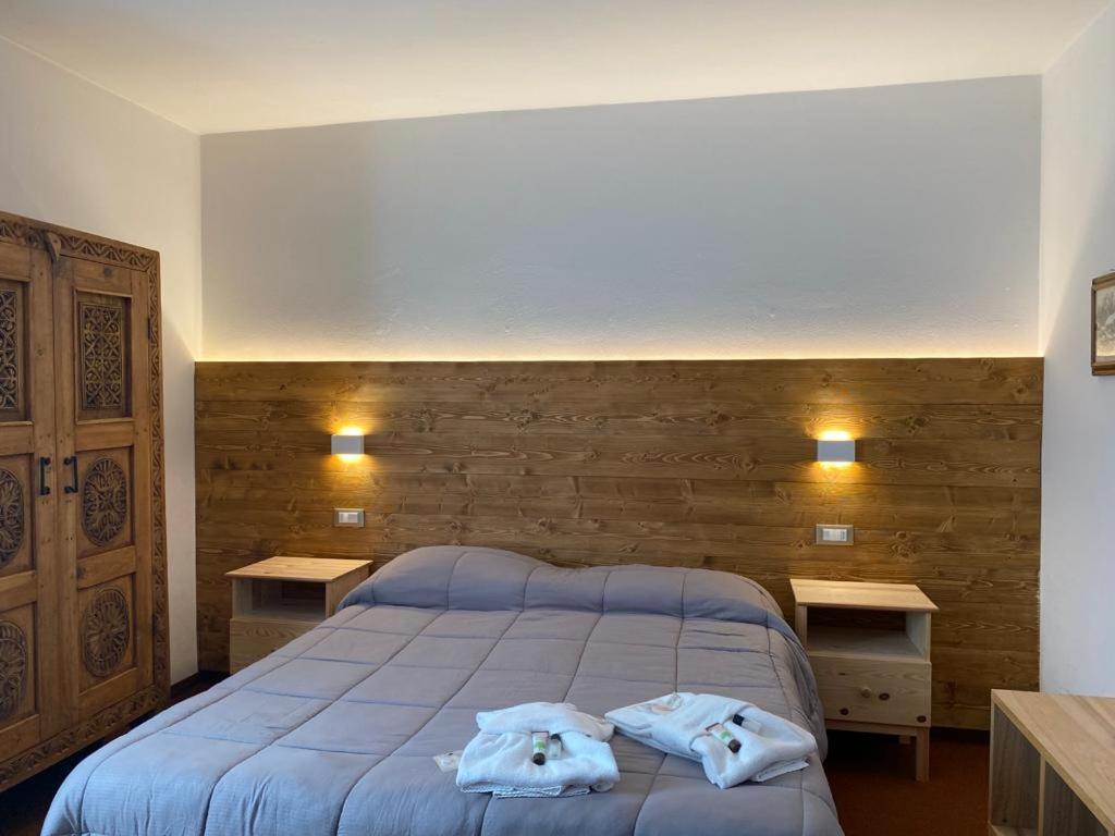 Albergo Quai Monno Luaran gambar