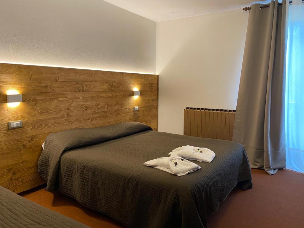 Albergo Quai Monno Luaran gambar
