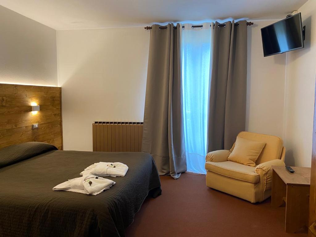Albergo Quai Monno Luaran gambar