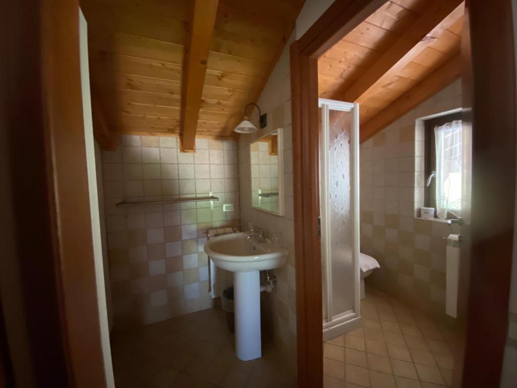 Albergo Quai Monno Luaran gambar